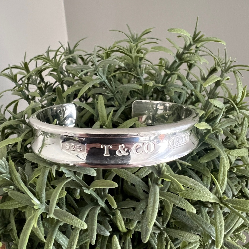 Tiffany & CO Sterling Silver Cuff Bracelet Bangle